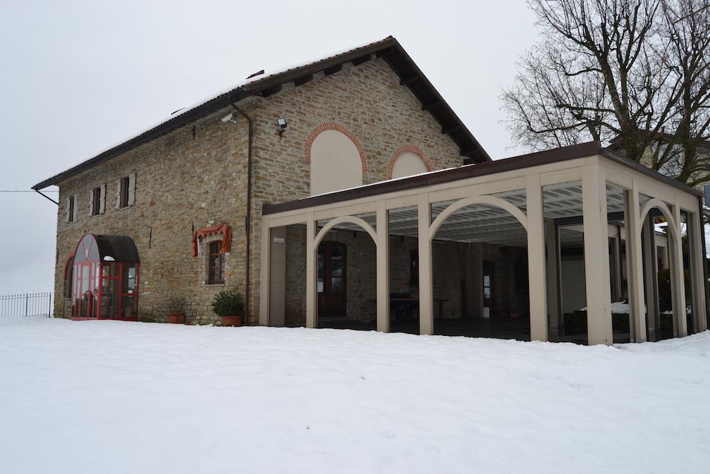 Relais Borgo Del Gallo Акуи Терме Екстериор снимка