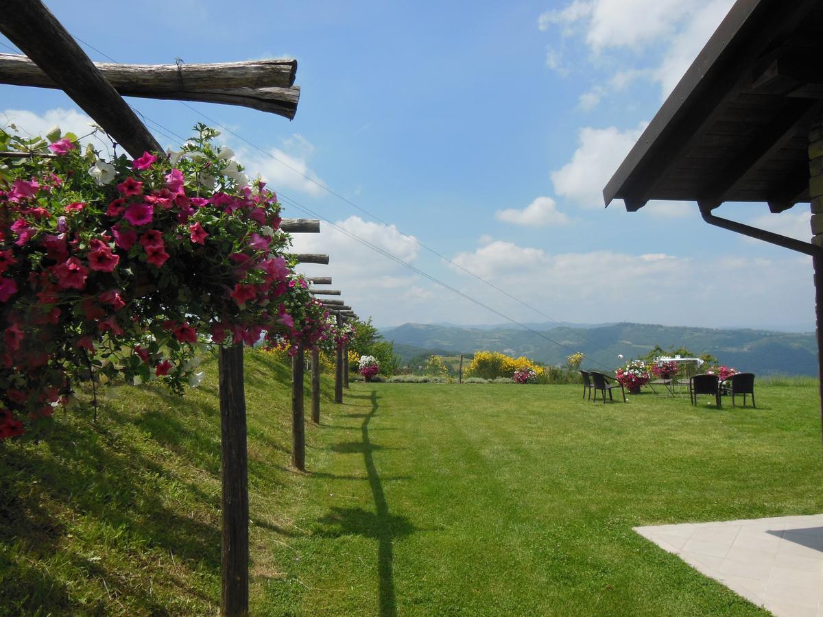 Relais Borgo Del Gallo Акуи Терме Екстериор снимка